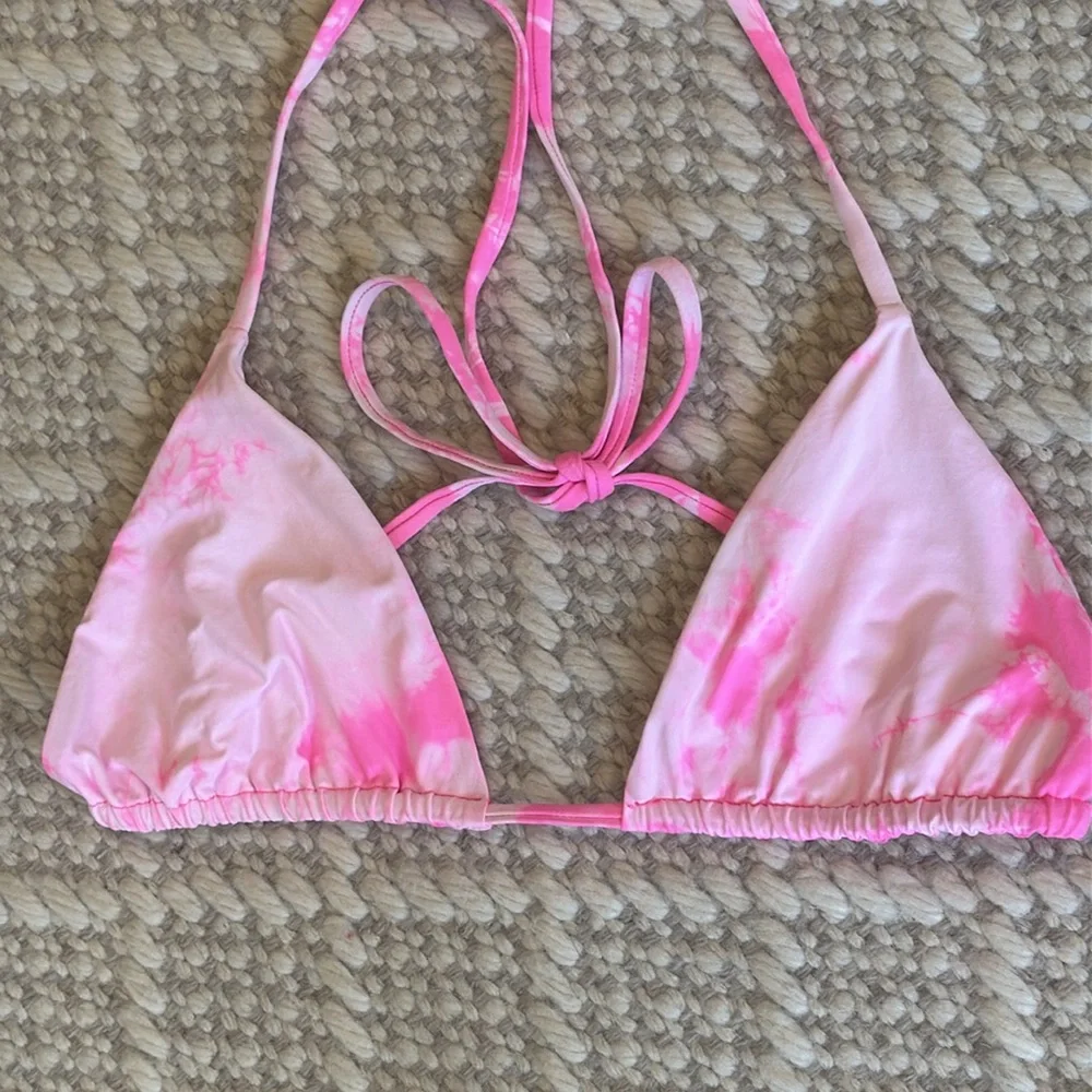 Frankie’s Bikini’s - Triangle Bikini Top Pink Tie-Dye - Size: Large